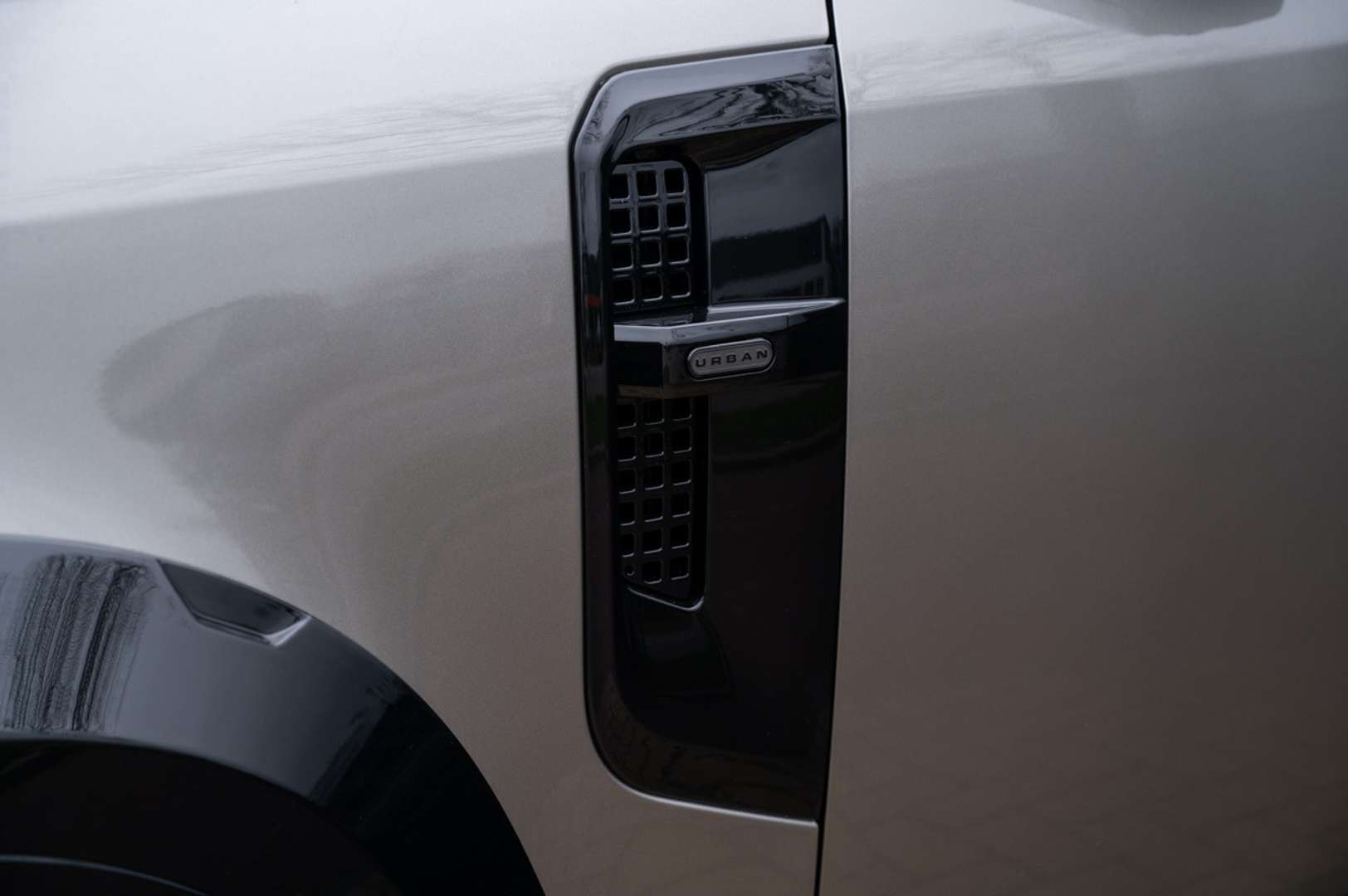 Land Rover Defender 110 P300e X-Dynamic HSE Urban Widetrack 6-Seats - 2026 - Joinsteer - #25