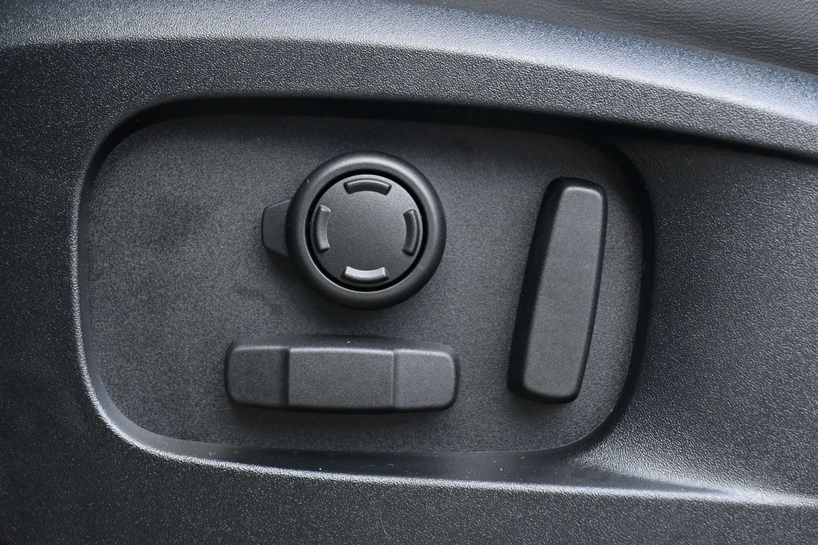 Land Rover Defender 110 Trophy Edition 2.0 P300e - 2026 - Joinsteer - #23