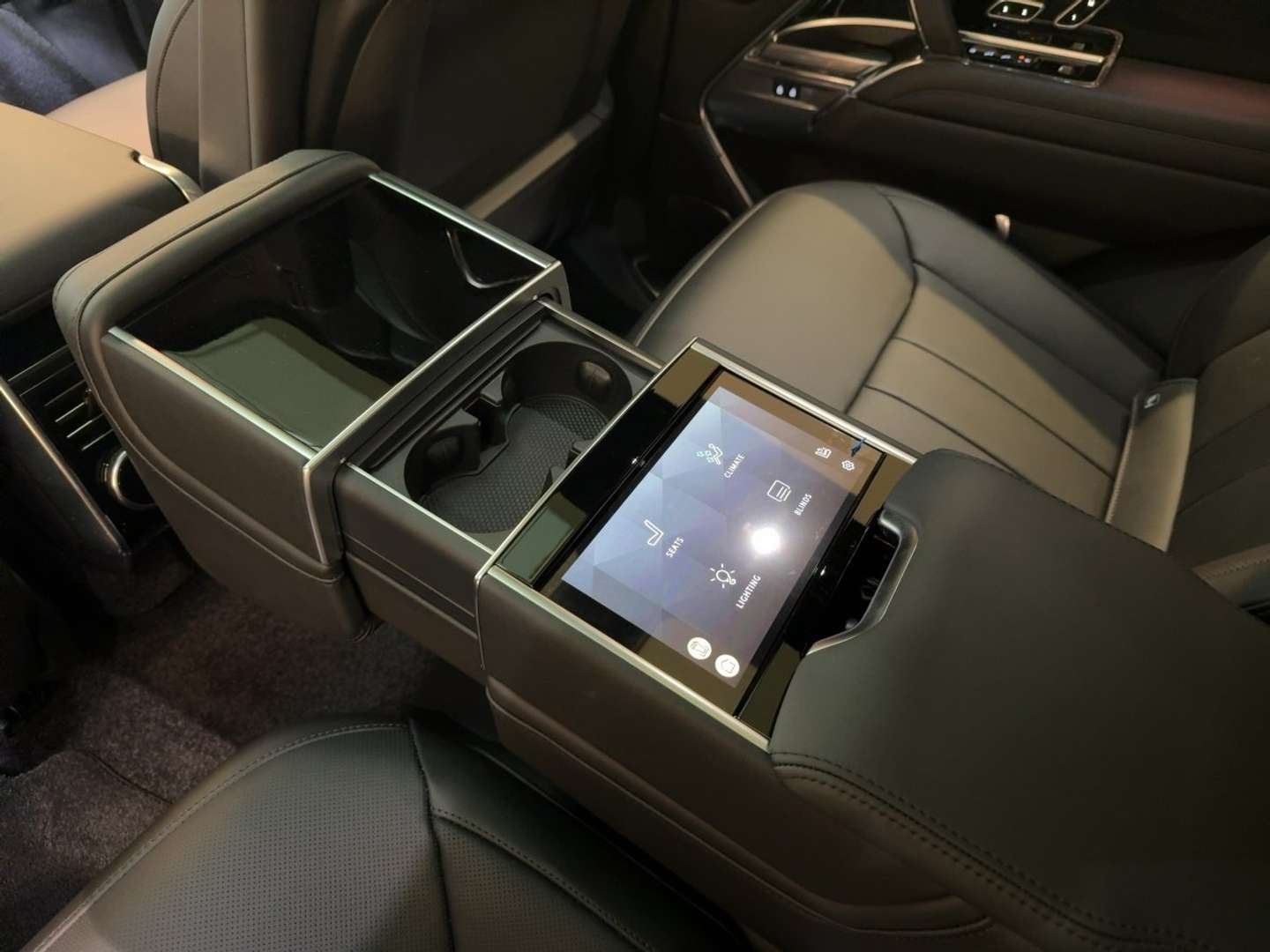 Land Rover Range Rover Autobiography LEDER 4.4l V8 P530 - 2025 - Joinsteer - #22