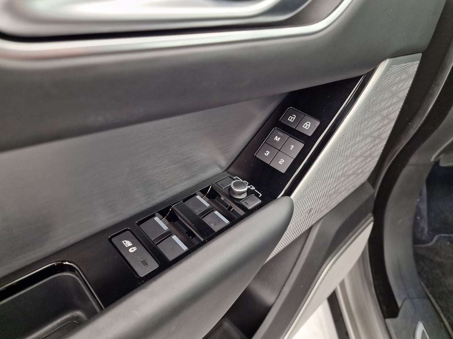 Land Rover Range Rover Velar R-DYNAMIC HSE PHEV AWD AUTOMAAT - 2022 - Joinsteer - #12