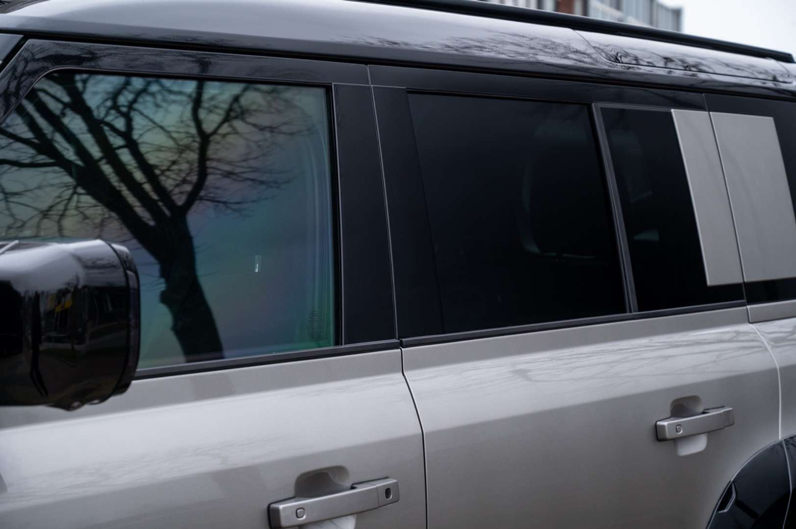 Land Rover Defender 110 P300e X-Dynamic HSE Urban Widetrack 6-Seats - 2026 - Joinsteer - #33