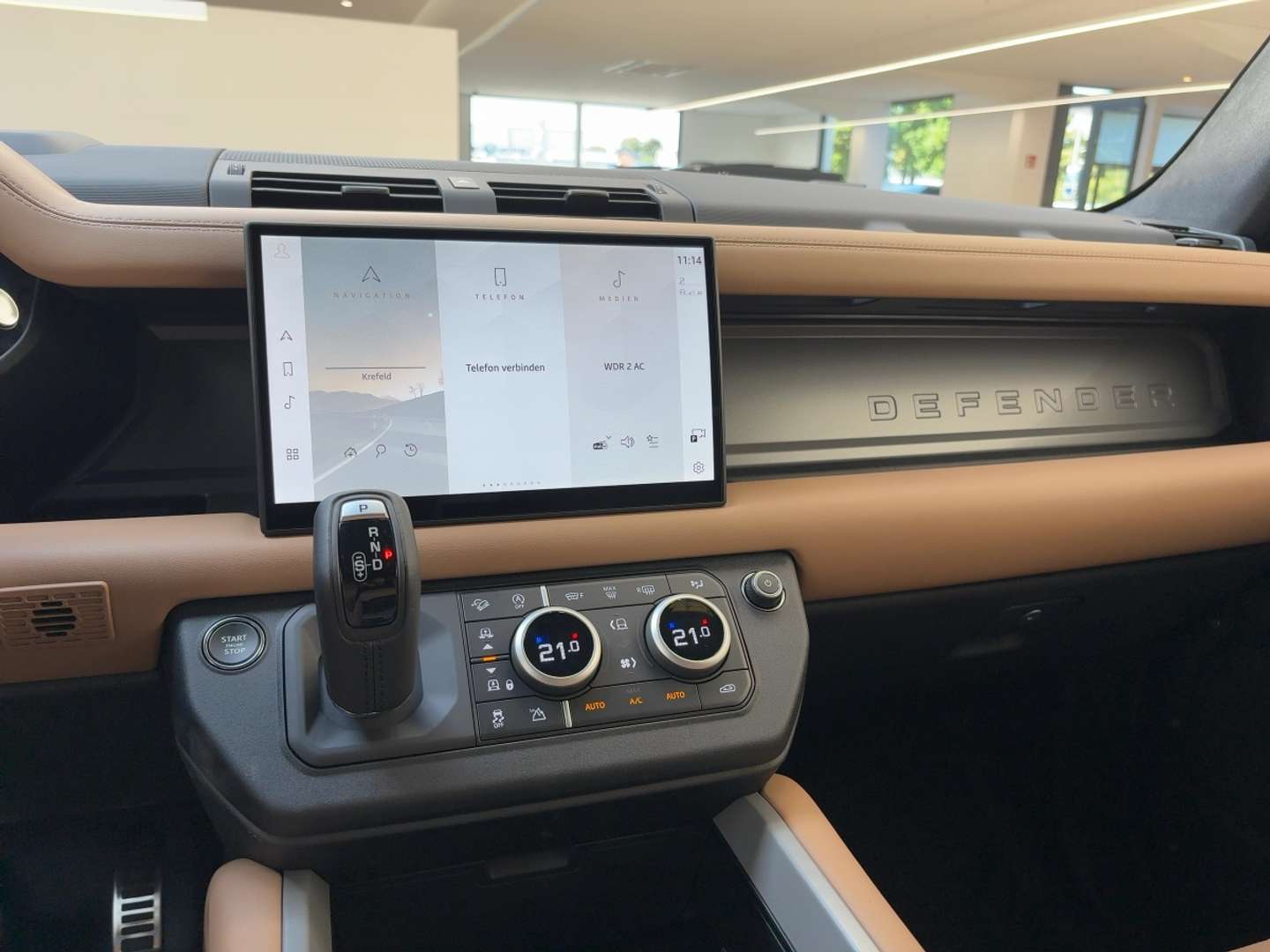 Land Rover Defender 110 P425 360-CAM ACC CAM LED Luftfe 2026 - Leasing ...