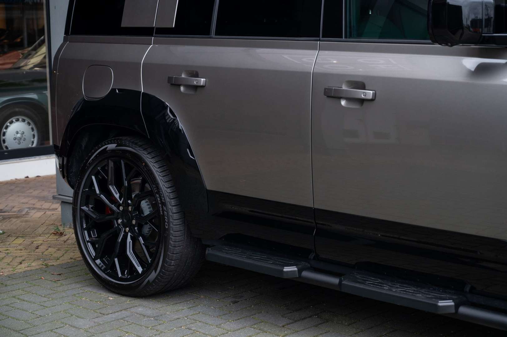 Land Rover Defender 110 P300e X-Dynamic HSE Urban Widetrack 6-Seats - 2026 - Joinsteer - #45