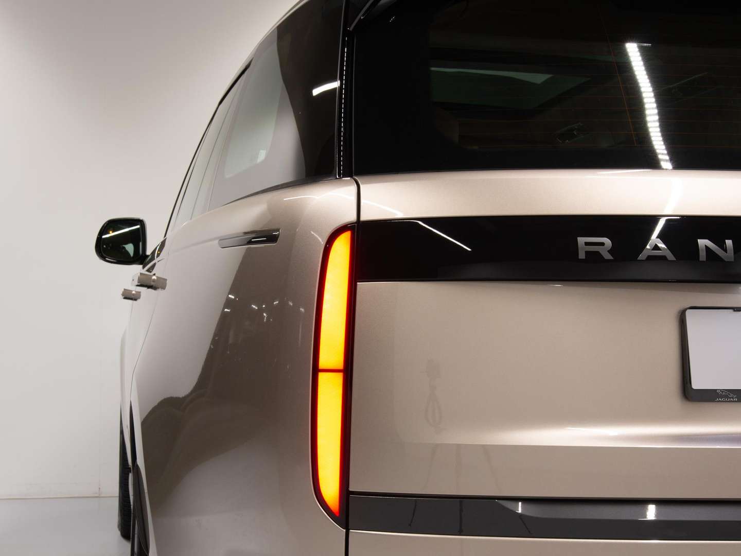 Land Rover Range Rover Autobiography P530 AWD Auto - 2026 - Joinsteer - #14