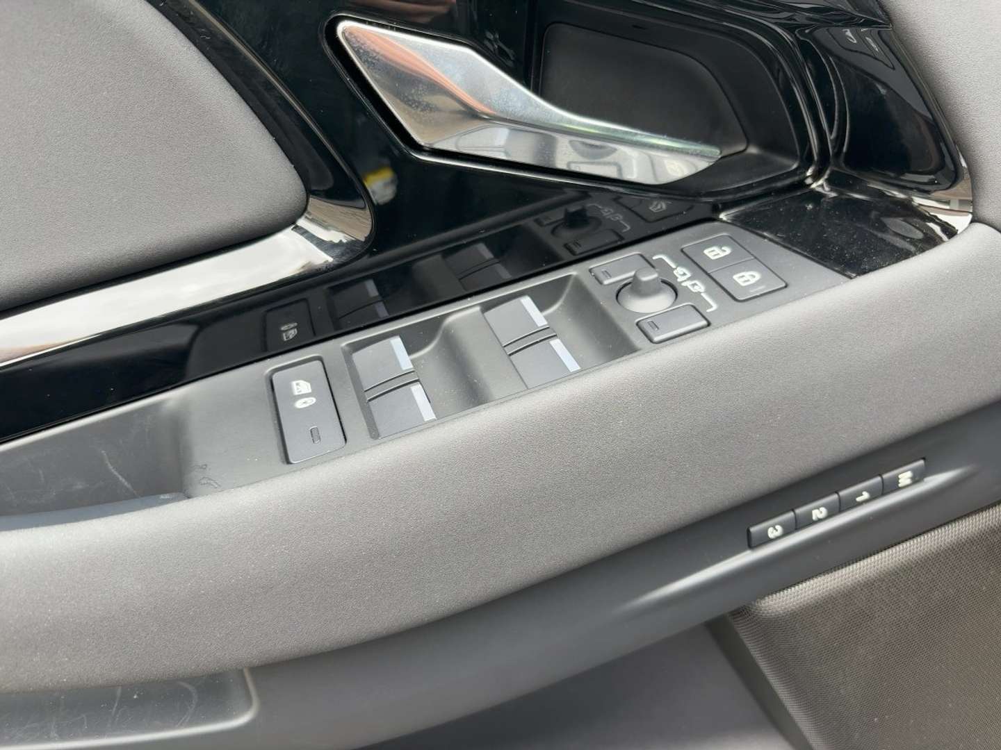 Land Rover Range Rover Evoque D200 S CAM LED 4xSHZ LEDER LM - 2025 - Joinsteer - #15