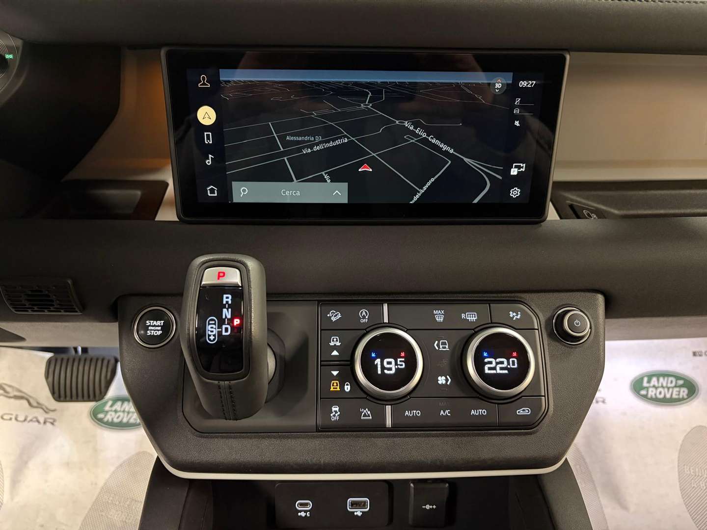 Land Rover Defender 110 SE Awd 3.0d I6 Mhev 200cv - 2023 - Joinsteer - #11