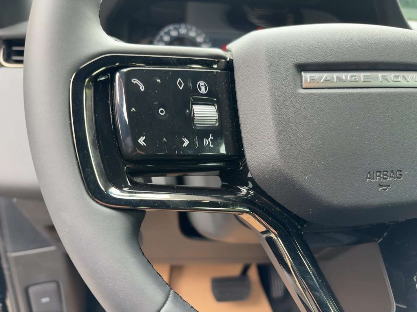 Land Rover Range Rover Evoque D200 S CAM LED 4xSHZ LEDER LM - 2025 - Joinsteer - #17