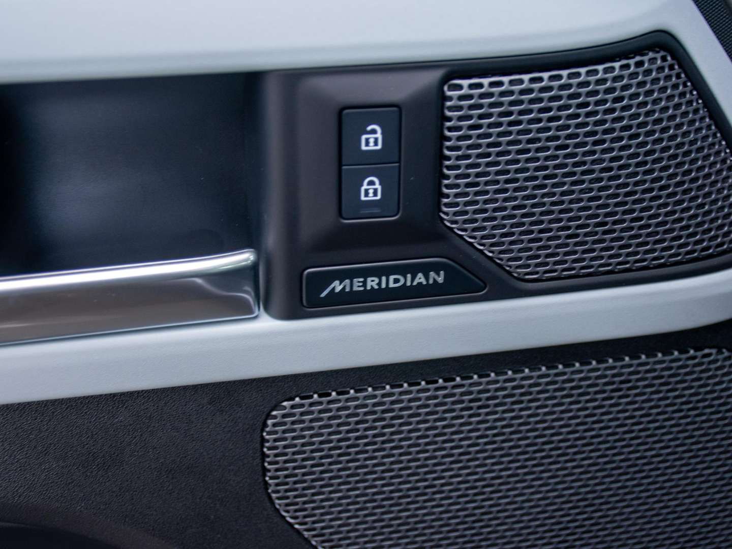 Land Rover Defender 110 Dynamic HSE 2.0 P400e - 2023 - Joinsteer - #27