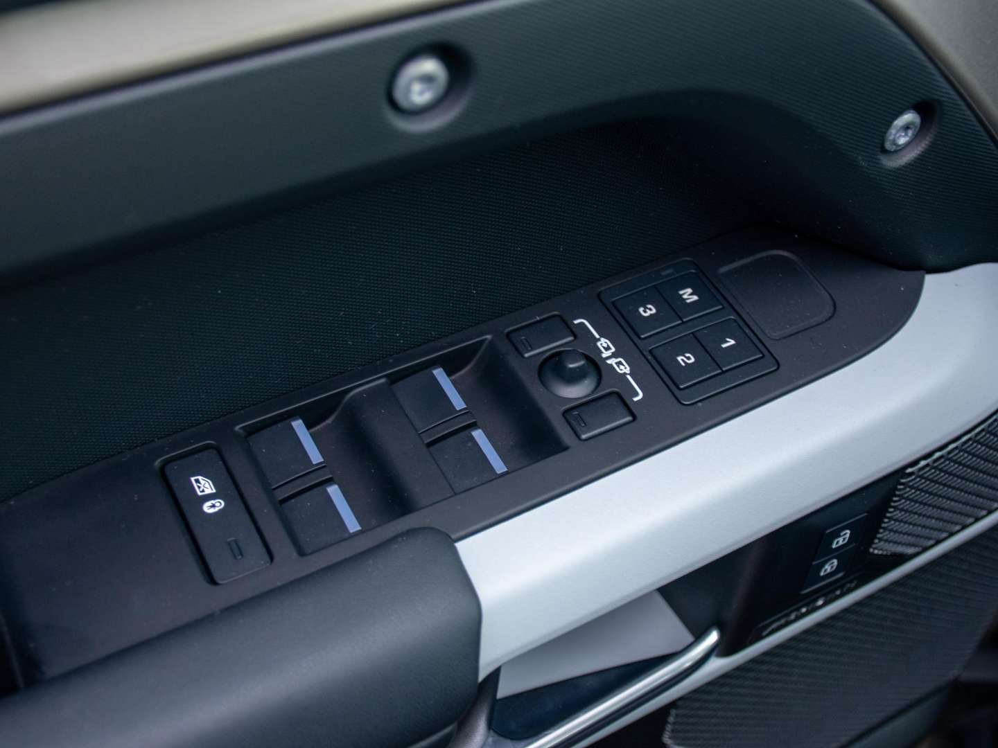 Land Rover Defender 110 Dynamic HSE 2.0 P400e - 2023 - Joinsteer - #28