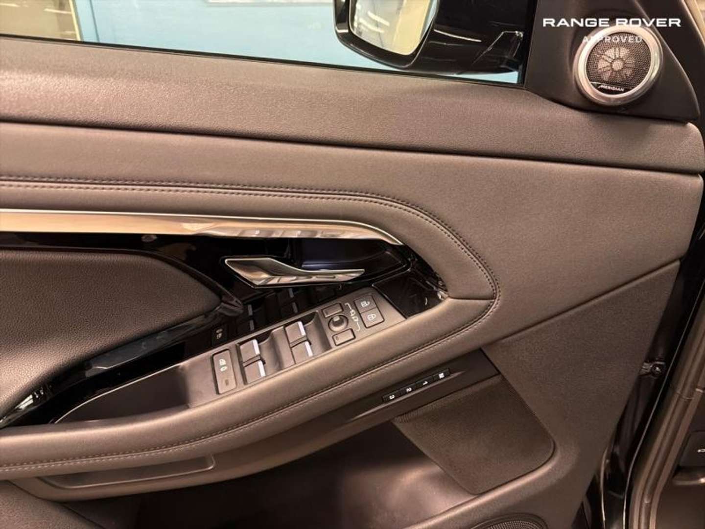 Land Rover Range Rover Evoque P300e R-Dynamic SE - 2022 - Joinsteer - #16