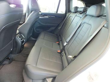 BMW X3 M M Sport IX3 — photo 11