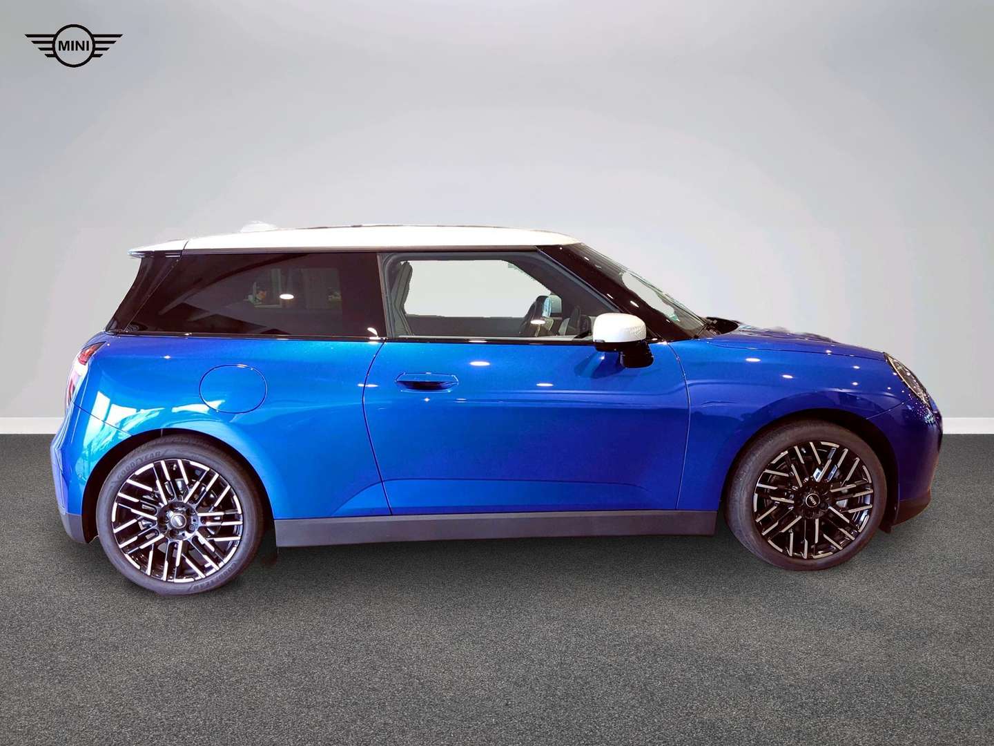 Mini Electric Favoured Cooper SE - 2025 - Joinsteer - #2