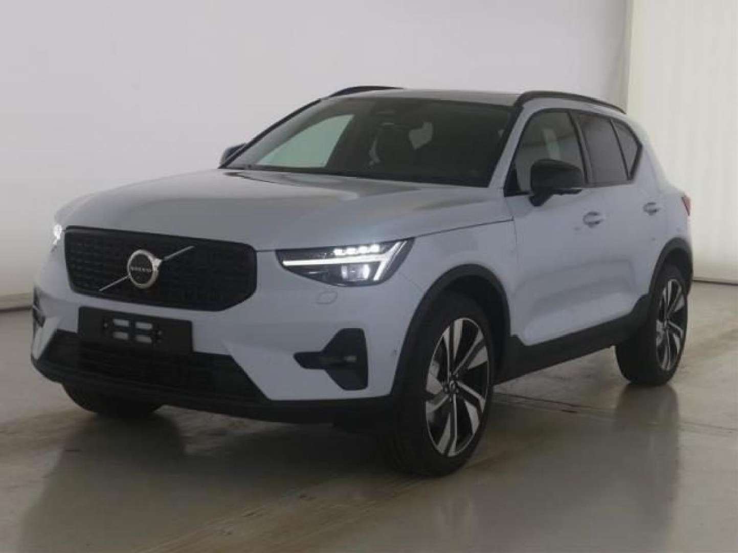 Volvo XC40 B4 Plus - 2024 - Joinsteer