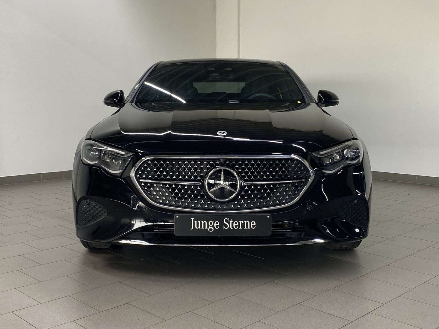 Mercedes Classe E 220 Avantgarde - 2024 - Joinsteer - #2