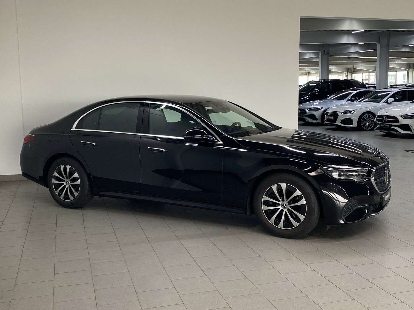 Mercedes Classe E 220 Avantgarde - 2024 - Joinsteer - #3