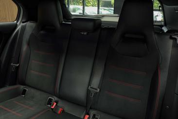 Mercedes Classe A 250e 250 AMG Line — photo 18