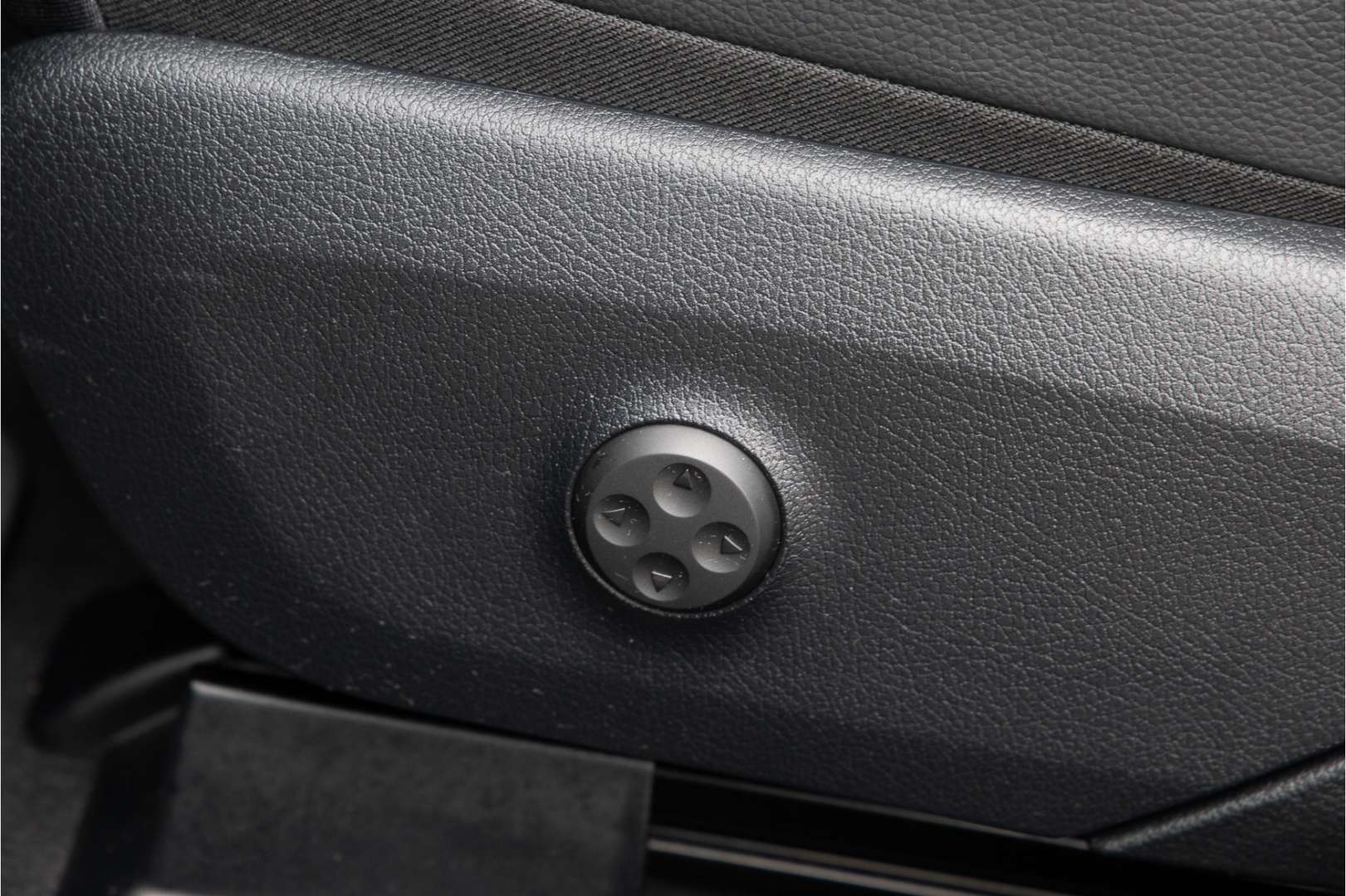 Mercedes EQE 350+ Premium Plus - 2023 - Joinsteer - #26