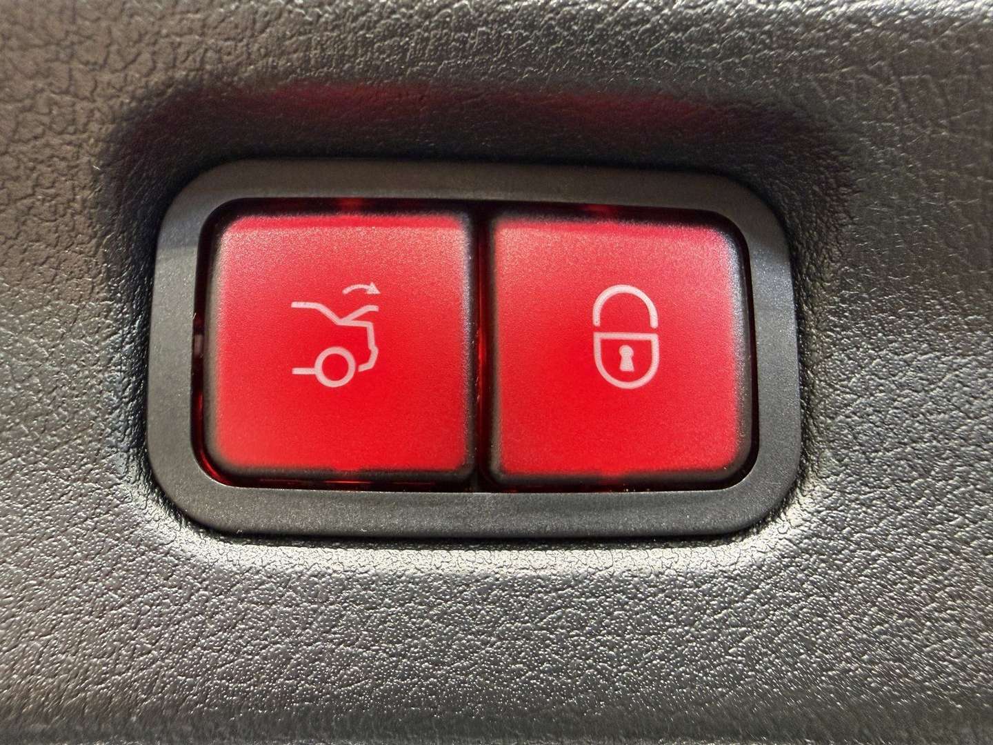 Mercedes EQE 300 Electric Art Advanced Plus - 2025 - Joinsteer - #17