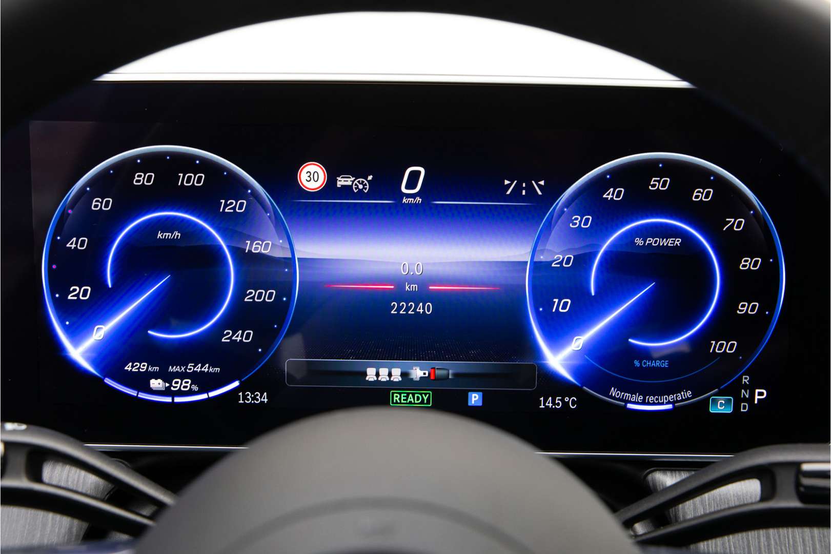 Mercedes EQE 350+ Premium Plus - 2023 - Joinsteer - #40