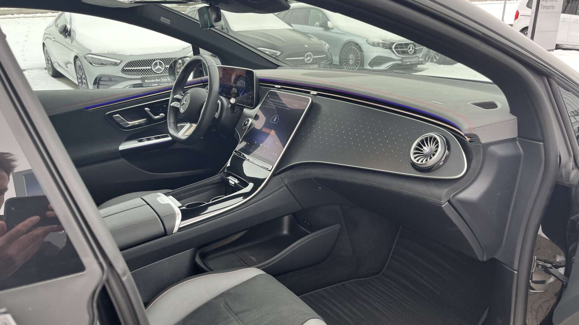 Mercedes EQE 300 Premium Plus - 2024 - Joinsteer - #27