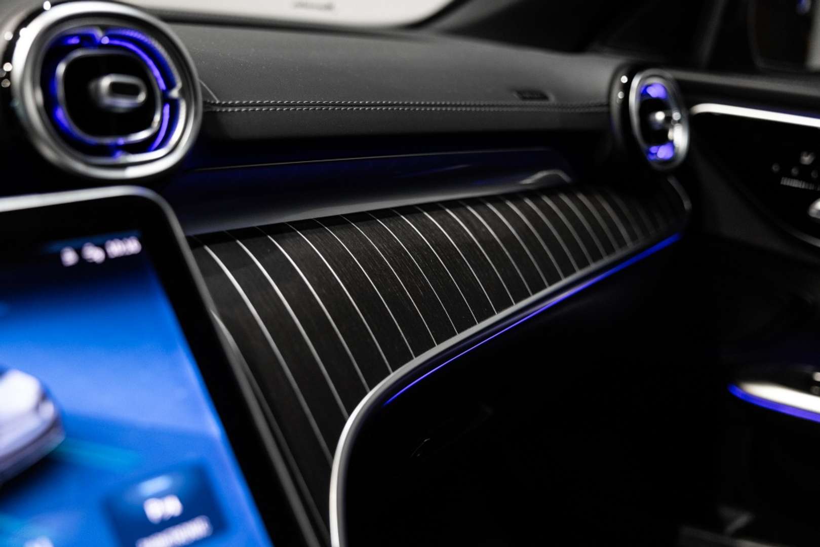 Mercedes Classe C 300 E 300 AMG Line - 2023 - Joinsteer - #45