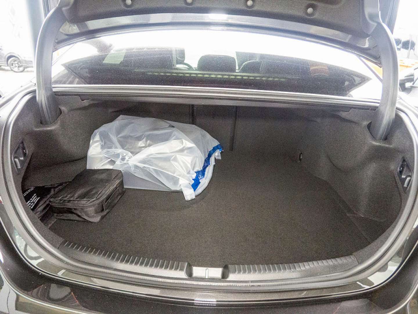 Mercedes Classe C 300 AMG Line - 2024 - Joinsteer - #10