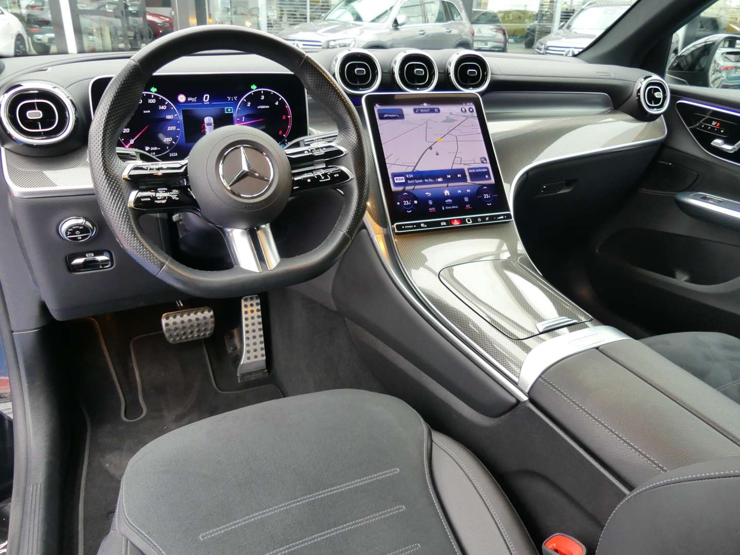 Mercedes GLC Coupé 220 Night Edition - 2024 - Joinsteer - #5