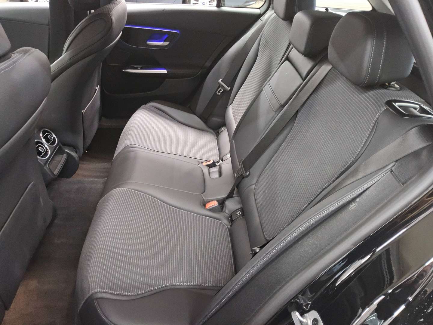 Mercedes Classe C 200 Avantgarde - 2024 - Joinsteer - #12