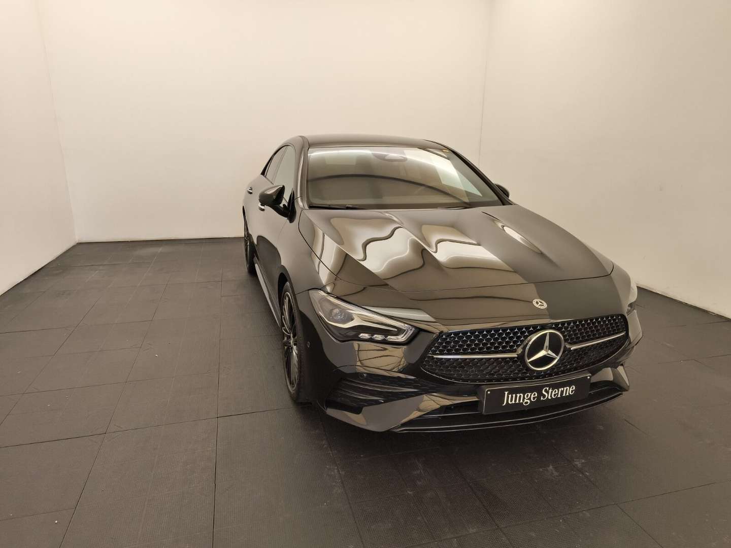 Mercedes CLA 180 AMG Line - 2024 - Joinsteer - #2