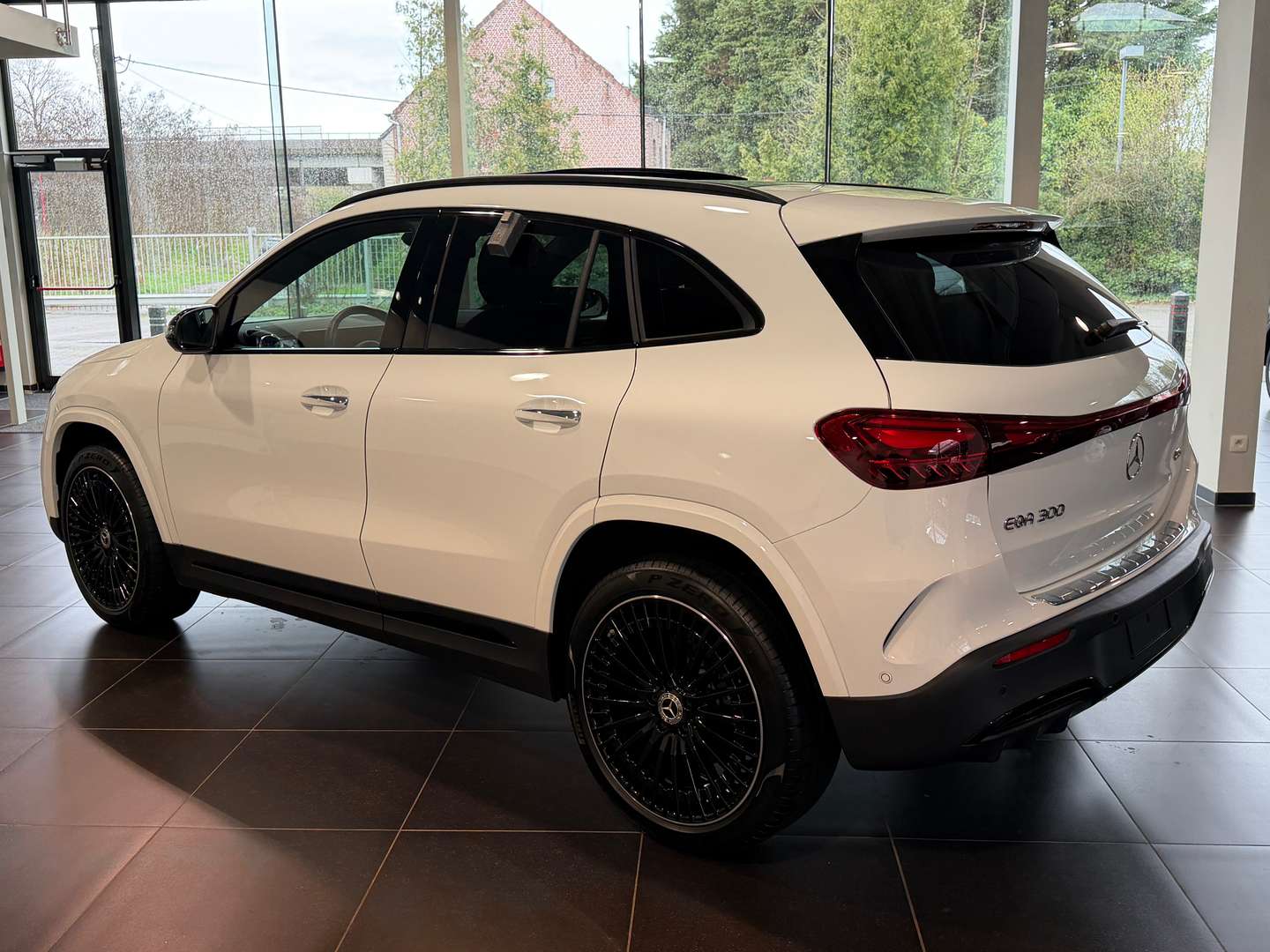 Mercedes EQA 300 Night Edition - 2024 - Joinsteer - #4