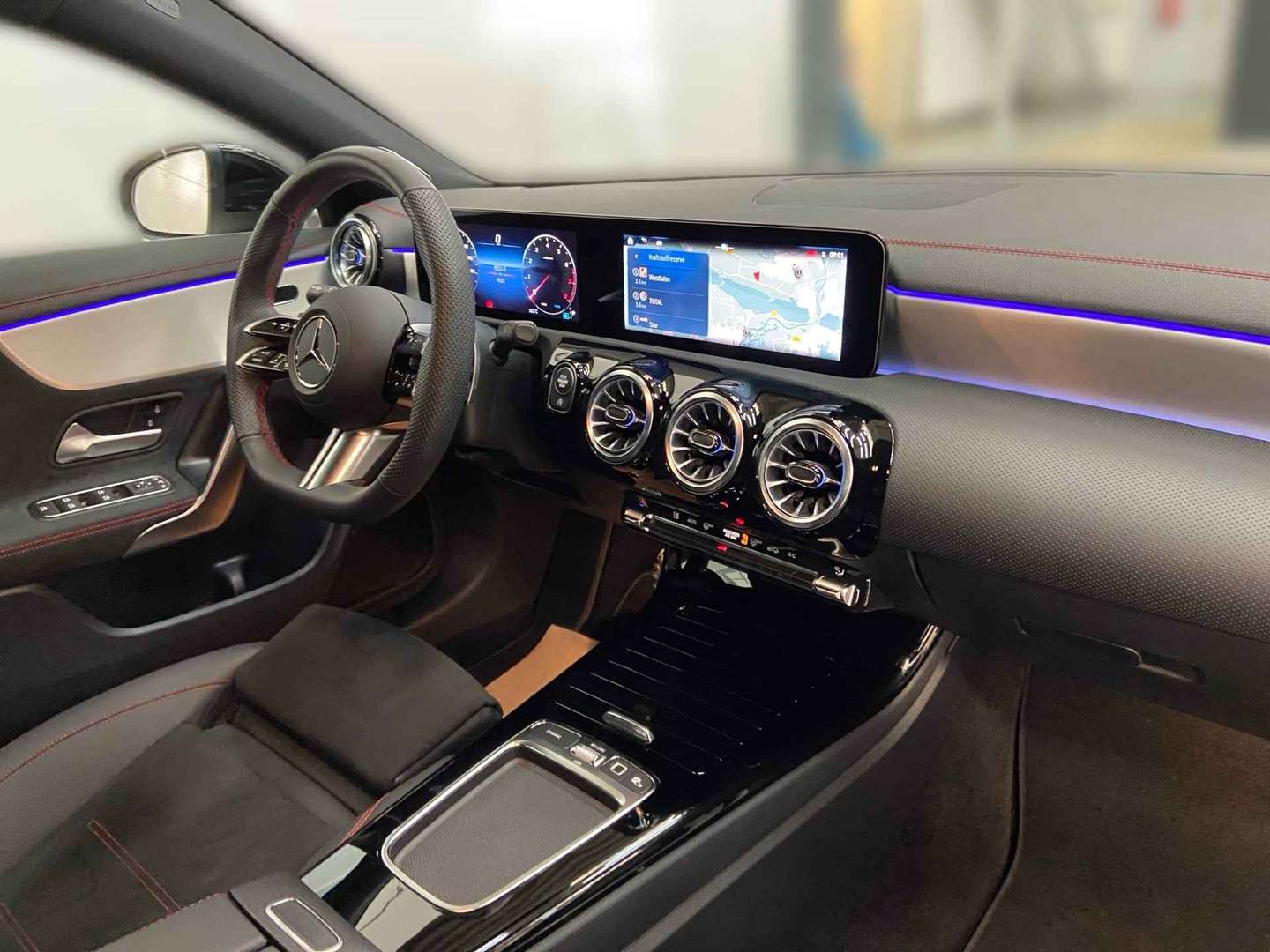 Mercedes CLA Shooting Break 200 Night Edition - 2025 - Joinsteer - #7