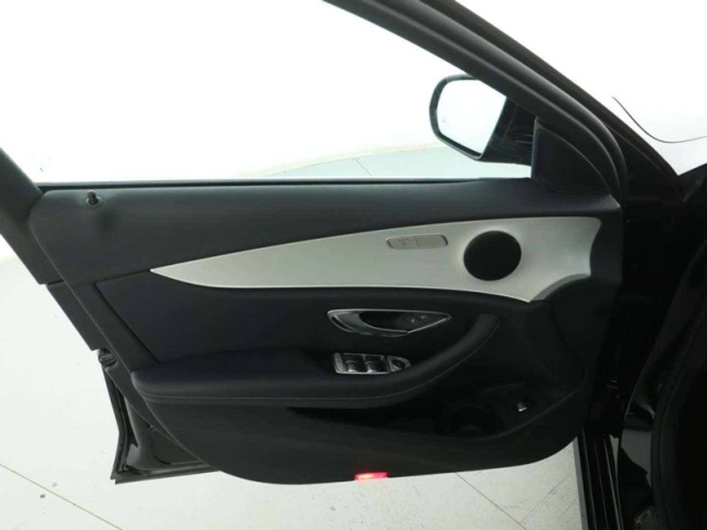 Mercedes Classe E 220 Avantgarde - 2022 - Joinsteer - #4