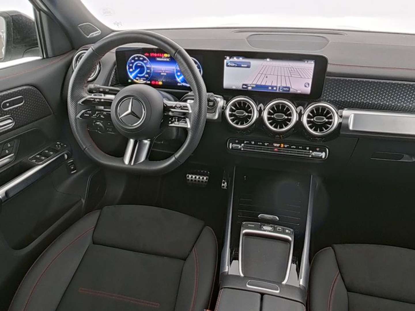 Mercedes EQB 250+ AMG Line - 2025 - Joinsteer - #4