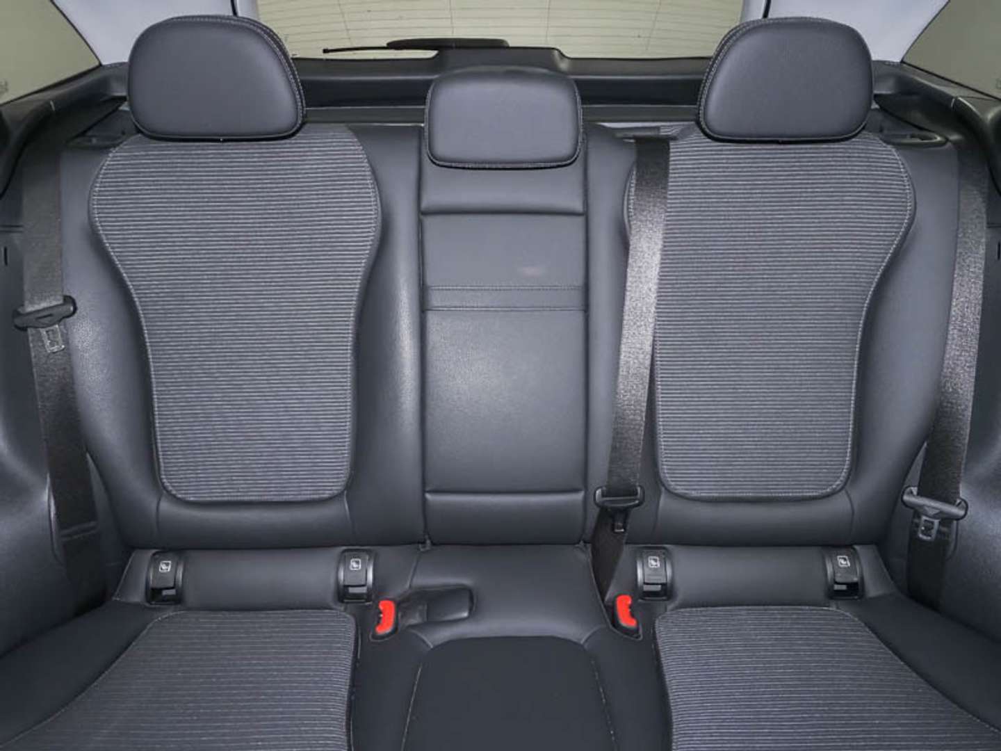 Mercedes GLC 220 AVANTGARDE - 2024 - Joinsteer - #10