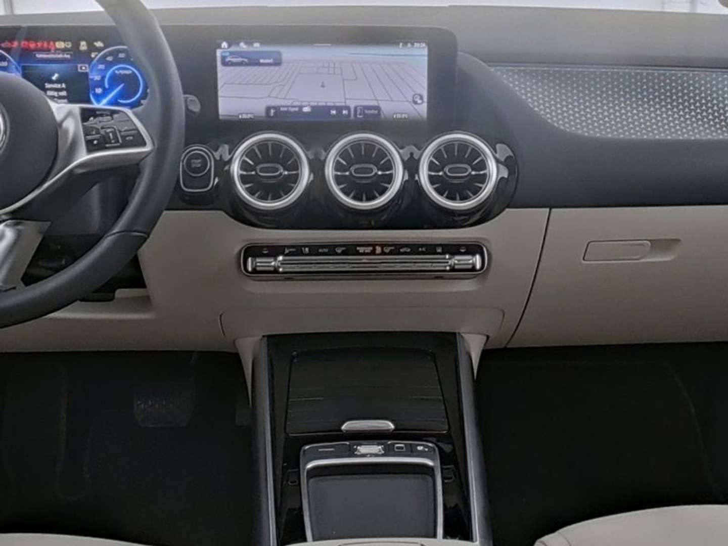 Mercedes EQA 300 - 2024 - Joinsteer - #5