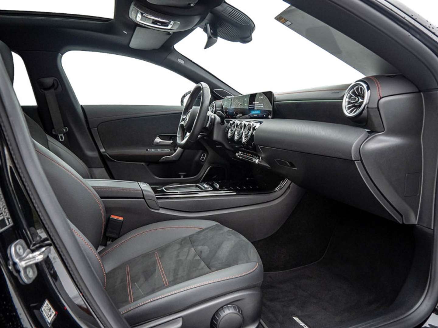 Mercedes CLA 250 Night Edition - 2024 - Joinsteer - #3