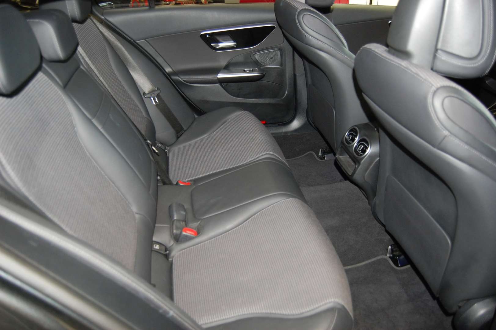 Mercedes Classe C C 220 Avantgarde - 2024 - Joinsteer - #15