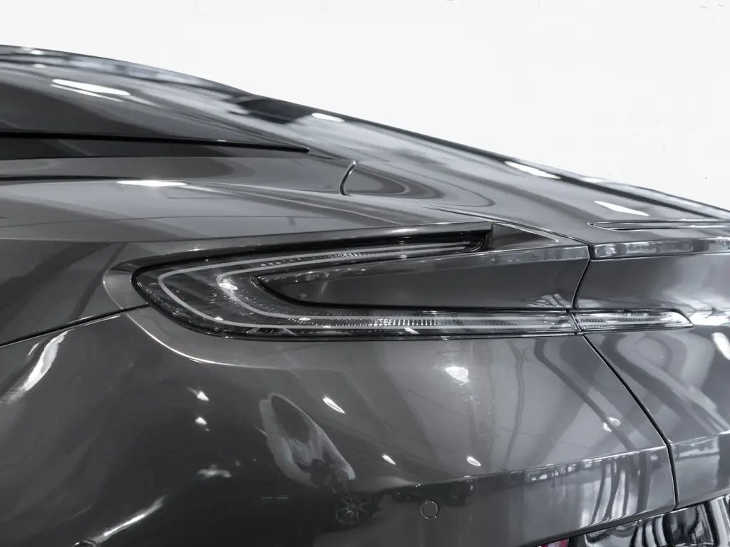 Aston Martin DB11 V12 Coupe 5.2 - 2017 - Joinsteer - #27