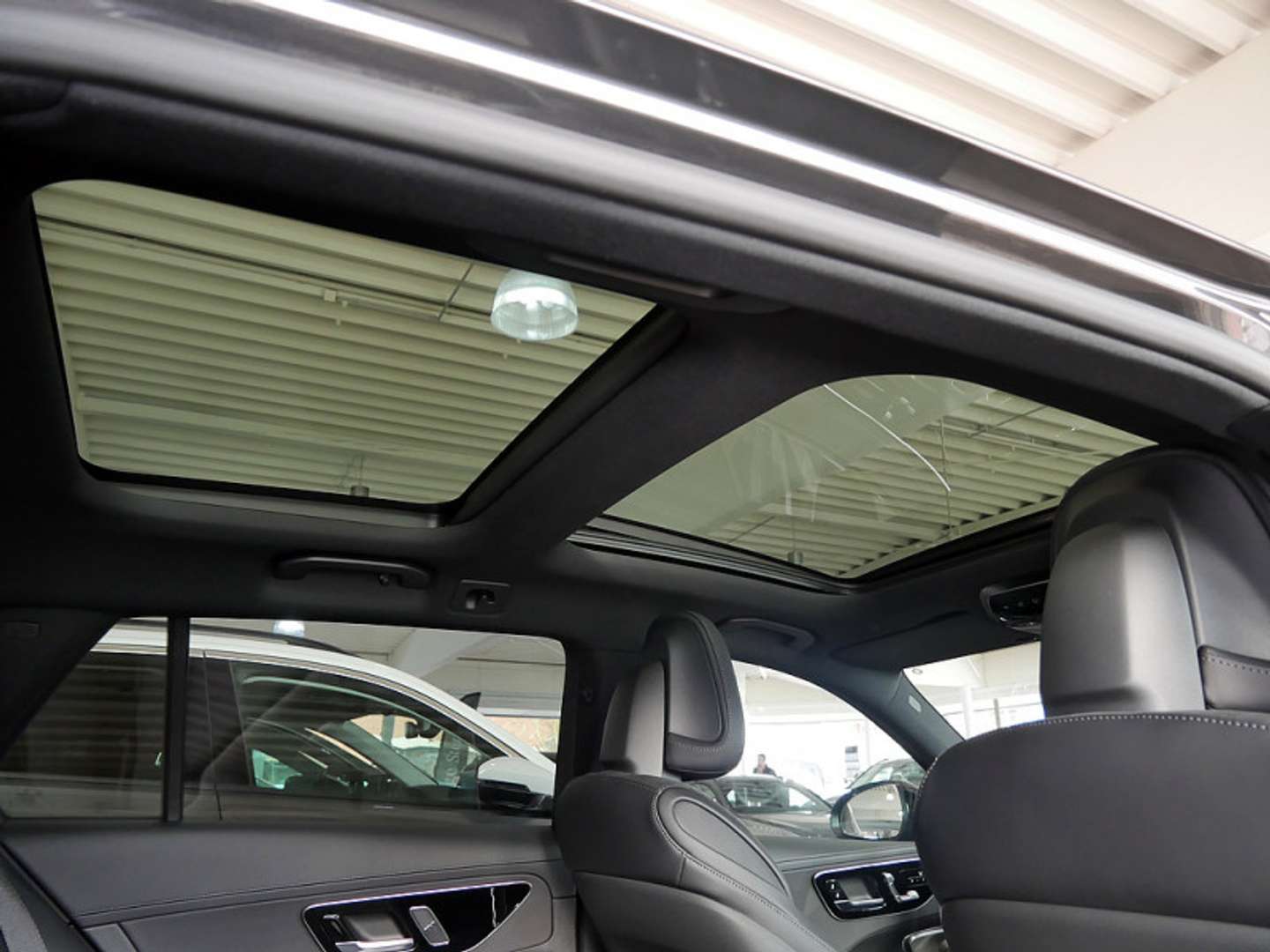 Mercedes Classe C 300 Night Edition - 2024 - Joinsteer - #7