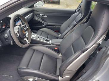 Porsche Carrera GT V10 — photo 9