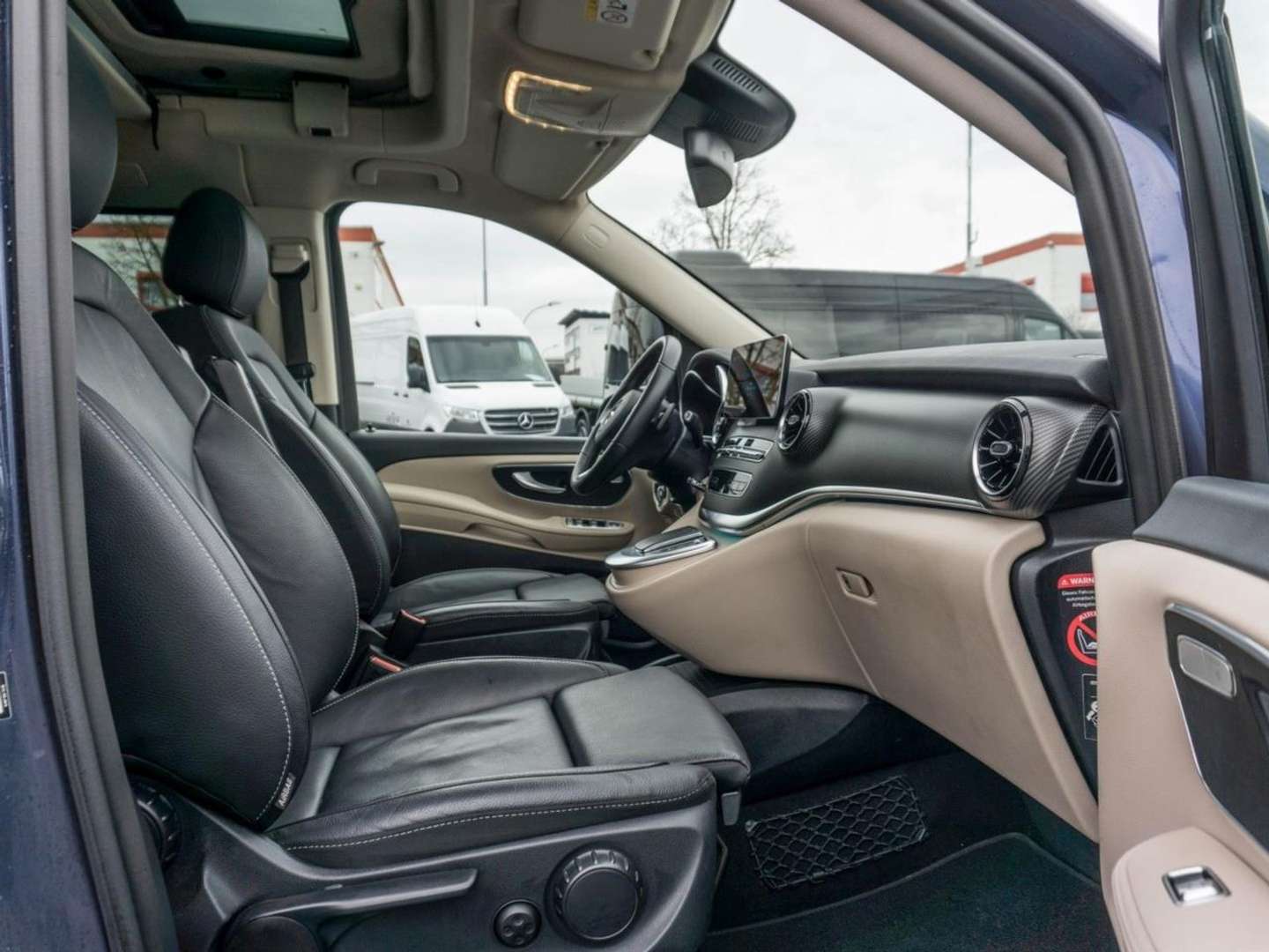 Mercedes V 300 300 Night Edition - 2023 - Joinsteer - #8