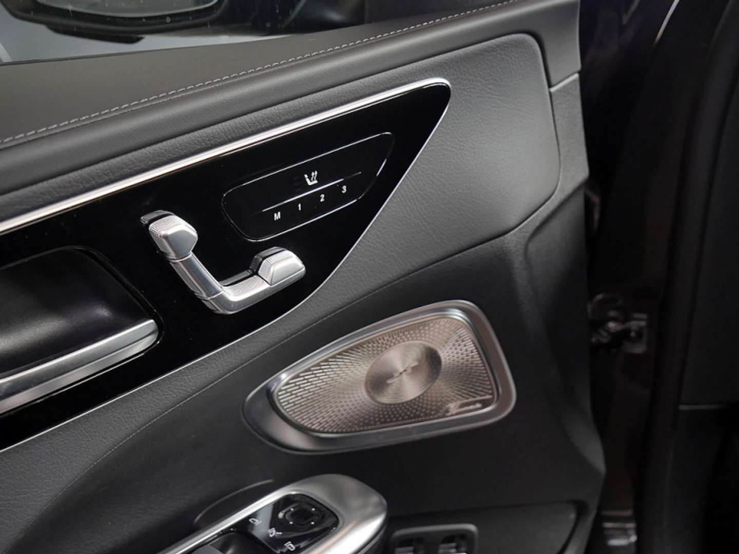 Mercedes Classe C 300 Night Edition - 2024 - Joinsteer - #12