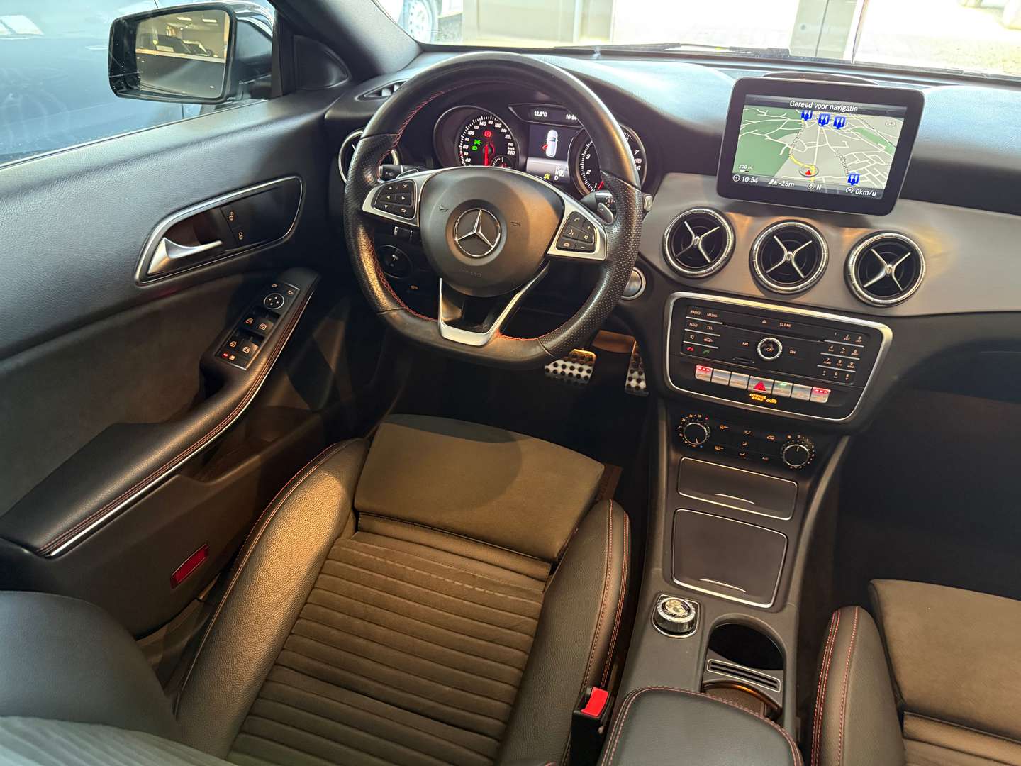 Mercedes CLA 180 AMG Line - 2019 - Joinsteer - #17