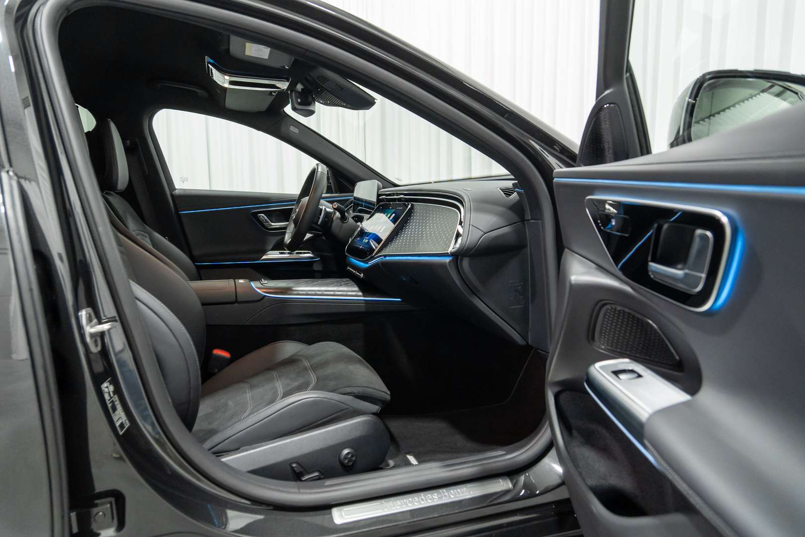 Mercedes Classe E Break 300 AMG Line - 2025 - Joinsteer - #16
