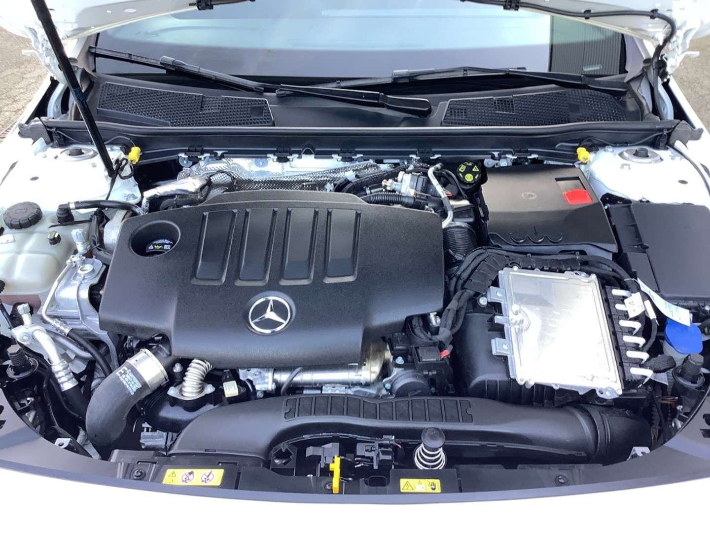 Mercedes CLA 200 Progressive - 2023 - Joinsteer - #2