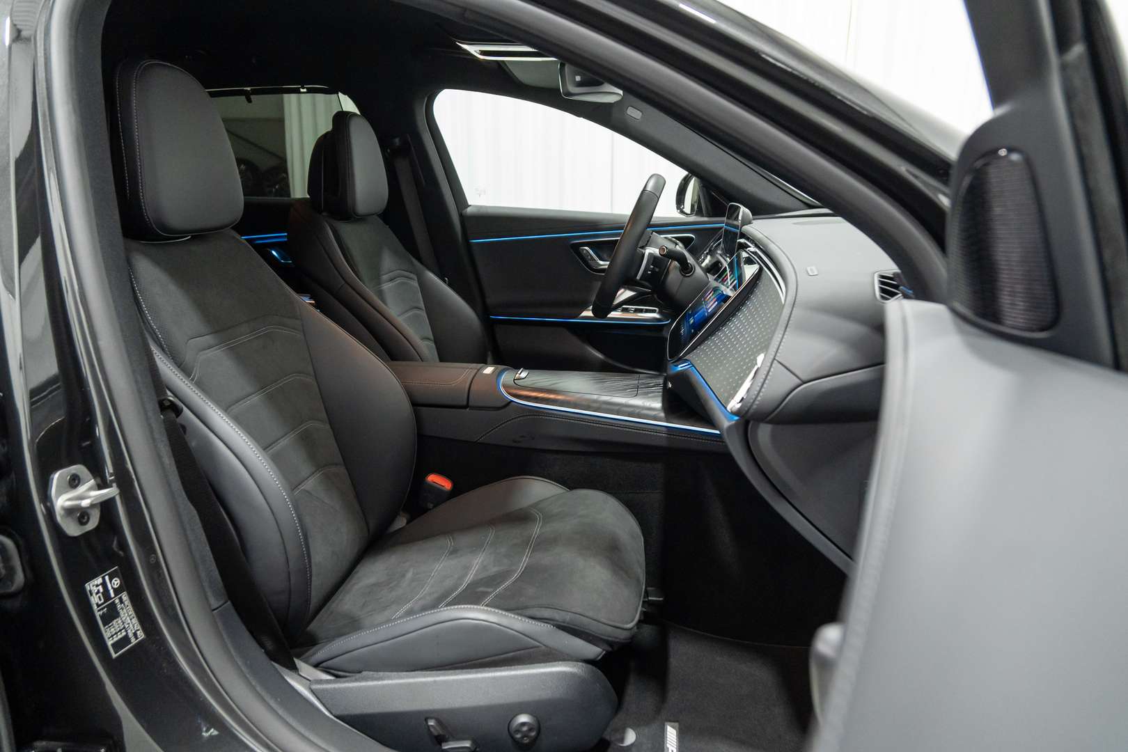 Mercedes Classe E Break 300 AMG Line - 2025 - Joinsteer - #17