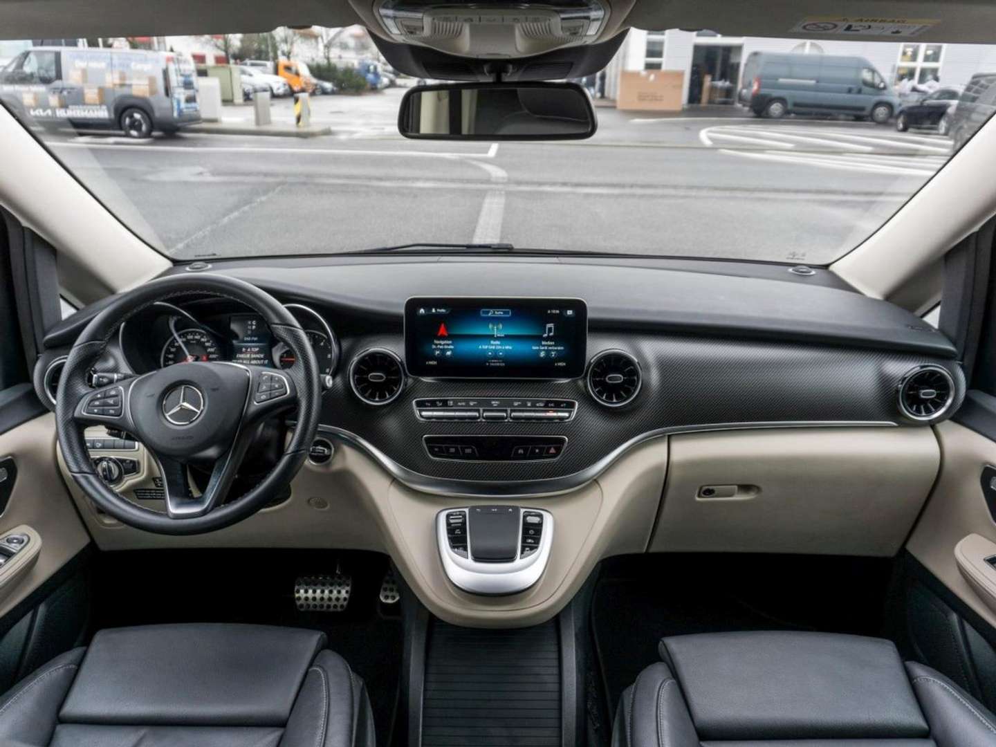 Mercedes V 300 300 Night Edition - 2023 - Joinsteer - #20