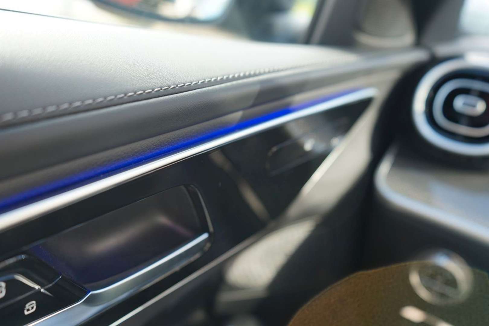 Mercedes Classe C 300 - 2025 - Joinsteer - #15