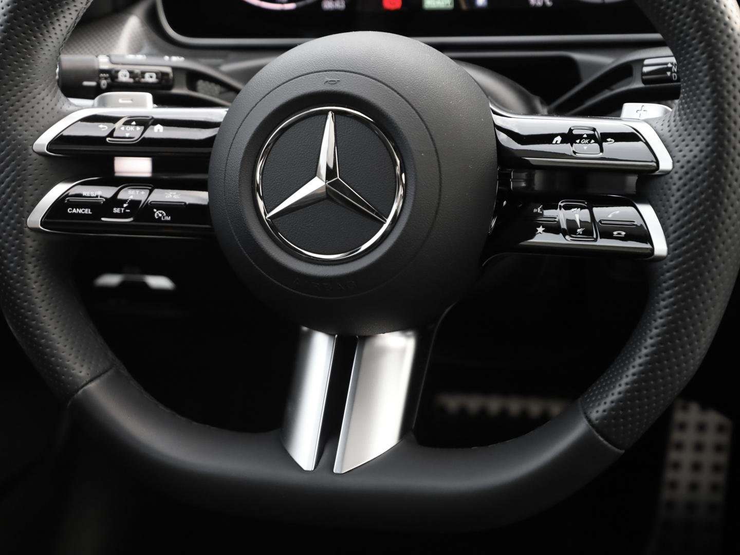 Mercedes Classe C 300 E 300 AMG Line - 2025 - Joinsteer - #14