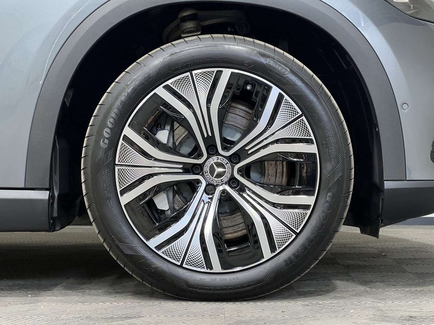 Mercedes EQE 350 Premium - 2025 - Joinsteer - #40